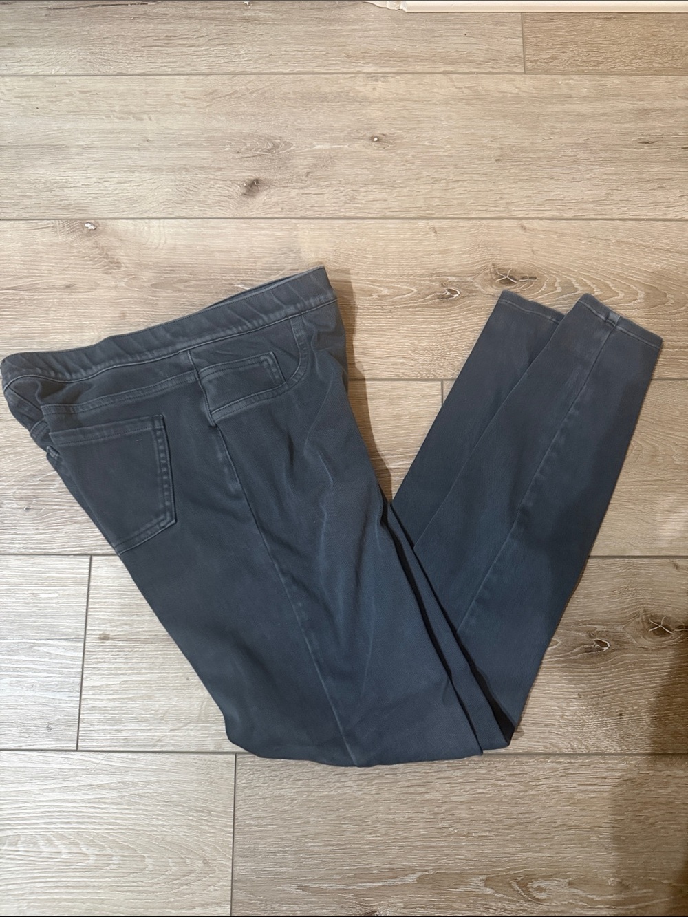 SPANX Gray Mid-Rise Pants
